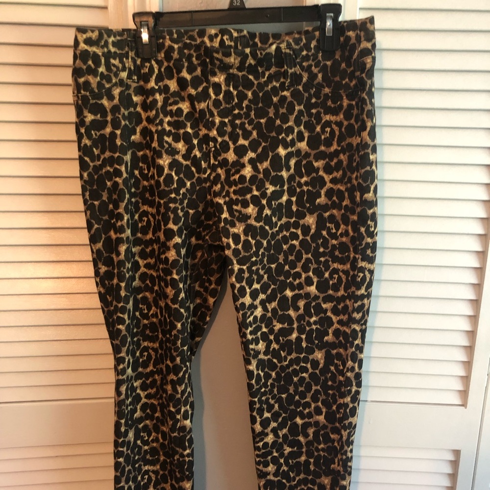 Cheetah print jeggings